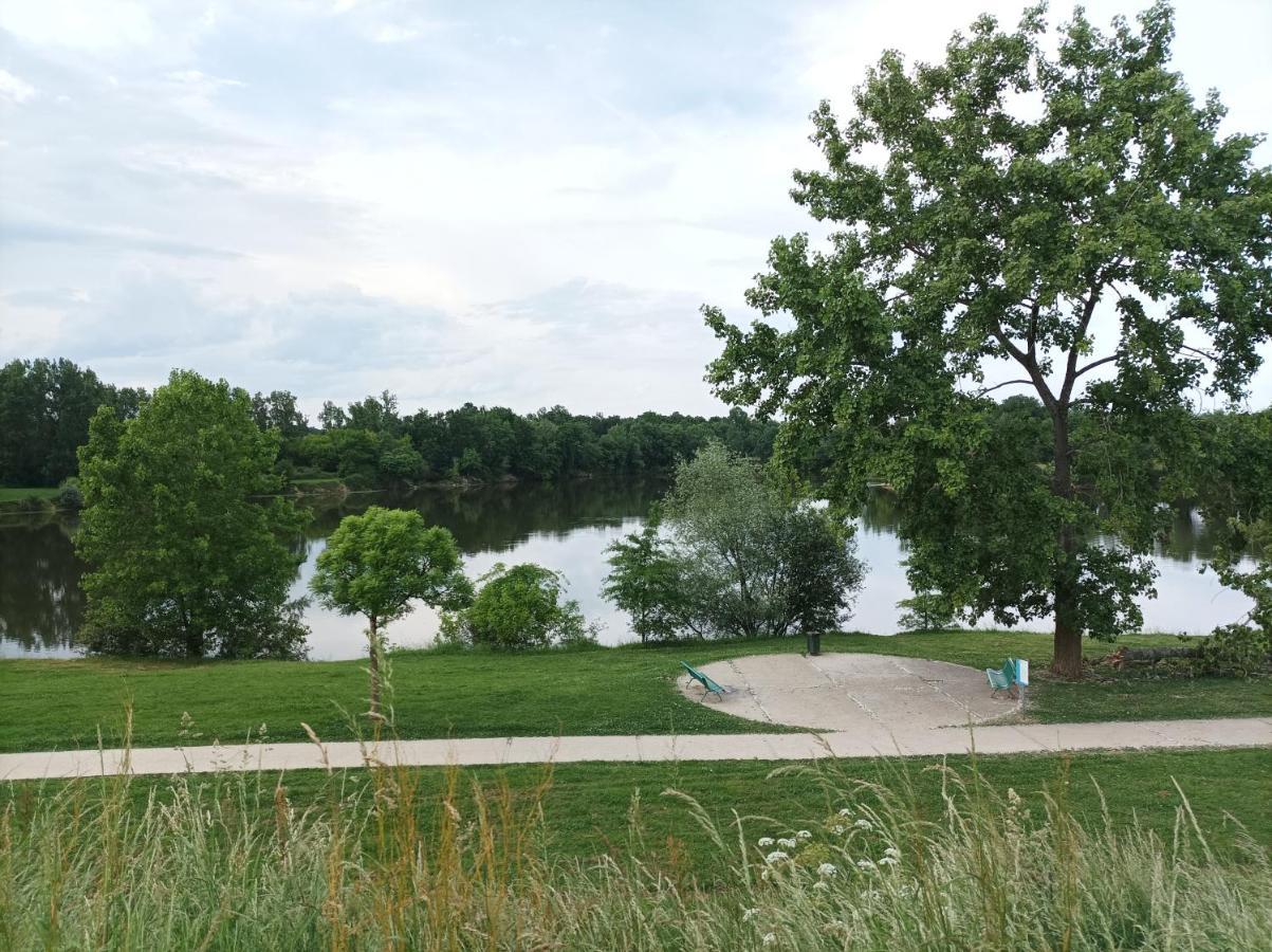 Studio Tout Confort Au Bord Du Lac D'Estey Apartment Дакс Екстериор снимка